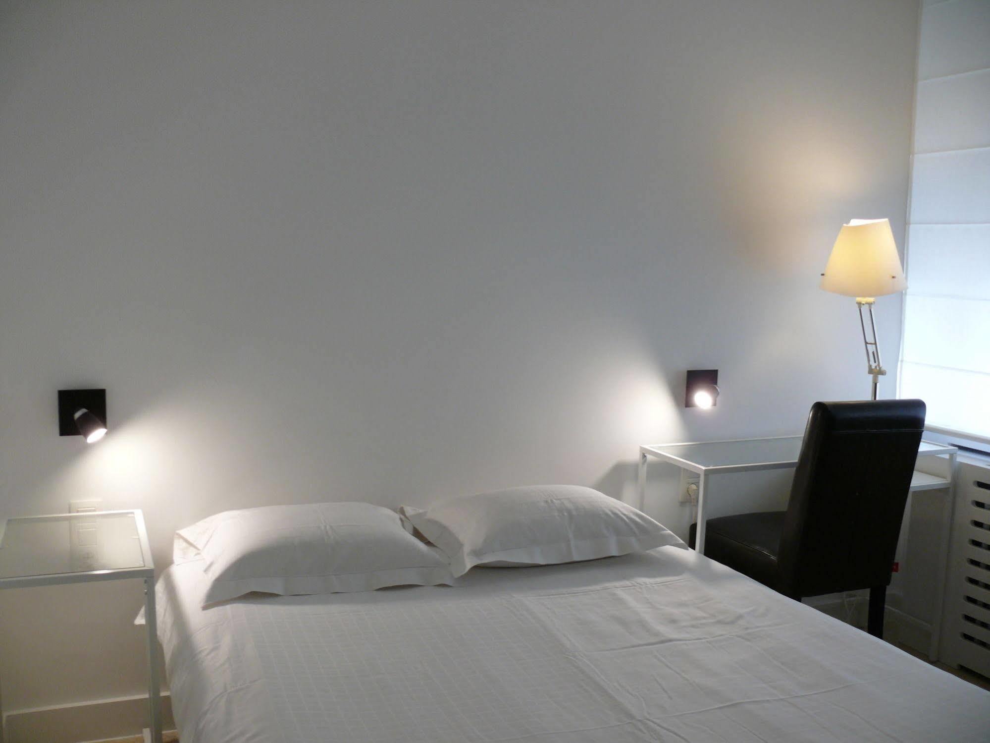 Hotel Lambeau Etterbeek Экстерьер фото