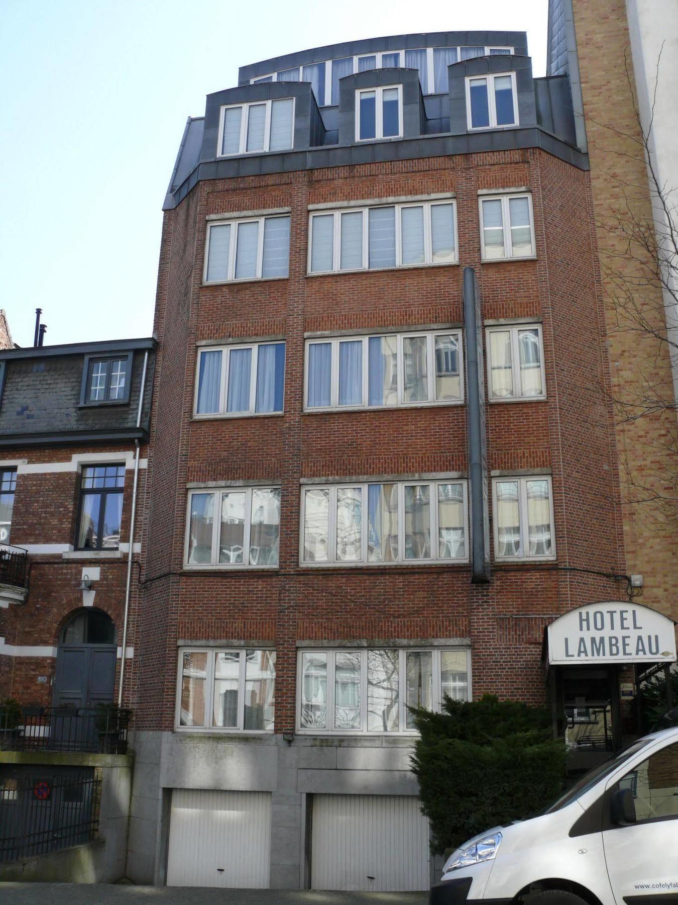 Hotel Lambeau Etterbeek Экстерьер фото