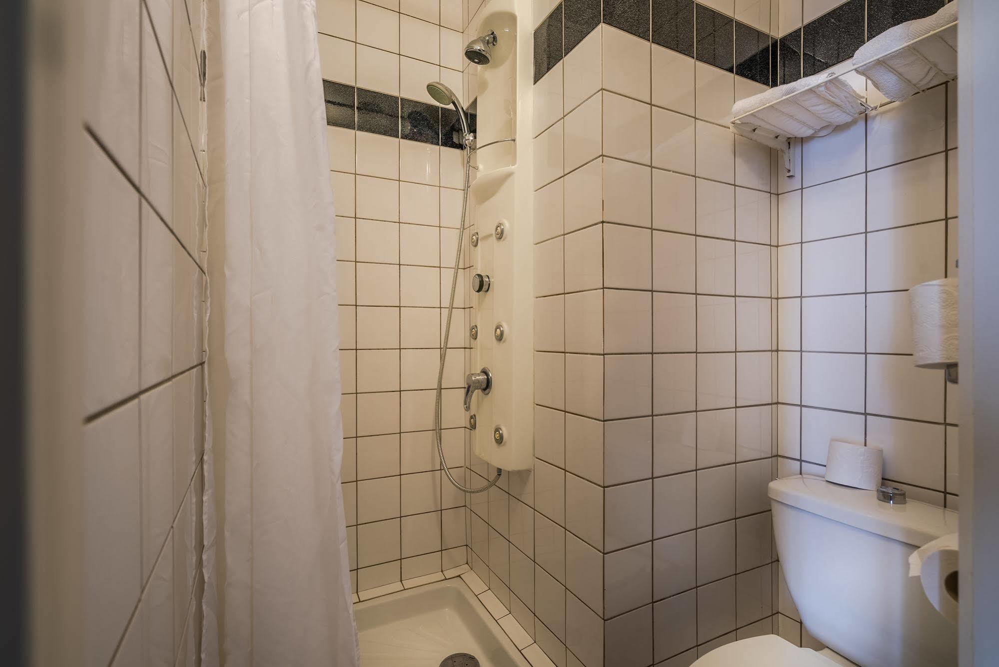 Hotel Lambeau Etterbeek Экстерьер фото