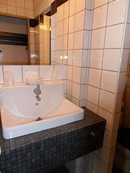 Hotel Lambeau Etterbeek Экстерьер фото